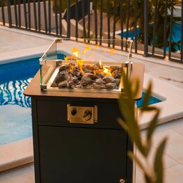 Rafco55 60 x 60 cm h 79 cm voor 6 personen Rafco55 60 x 60 cm h 79 cm voor 6 personen